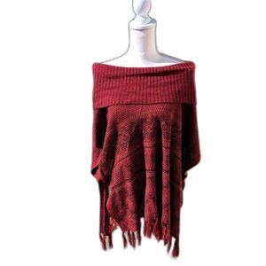 NWOT Faded Glory Knitted off the shoulder poncho L-XL